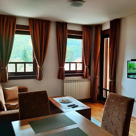 Relax Apartman فوينيتسا المظهر الخارجي الصورة